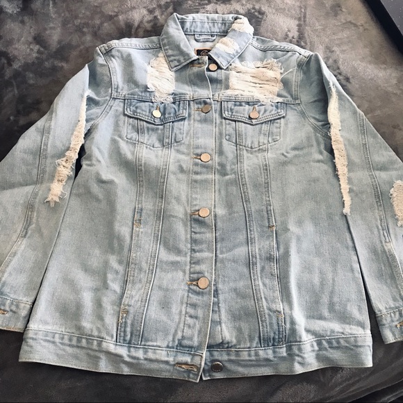 Jean Jacket - Picture 3 of 4